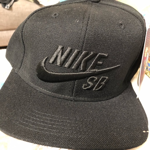 Nike Other - Nike Black color adjustable snapback hat